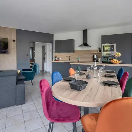 500m De La - Pour 4 Adultes, 2enfants * La Baule-Escoublac