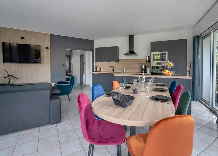 500m De La - Pour 4 Adultes, 2enfants * La Baule